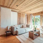 Sun Valley Apartment