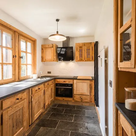 Sun Valley Apartment